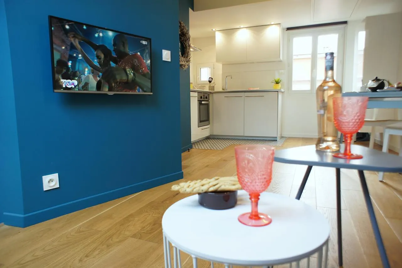 Appartement Superbe Studio Vieux Nice - calme et climatisé